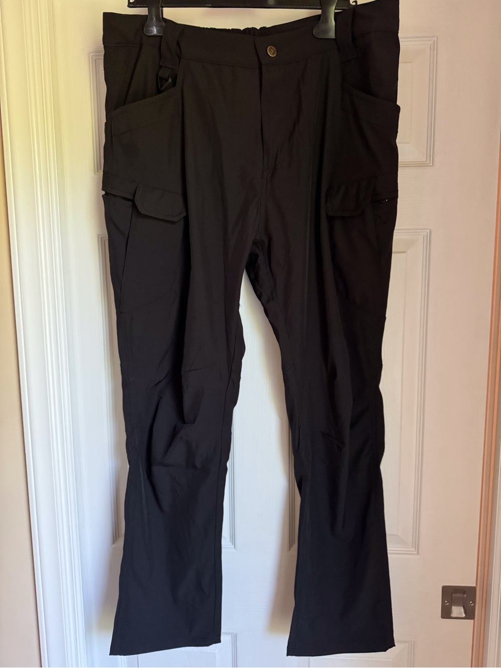 Men's Black Cargo Pants 40 Inch Waist